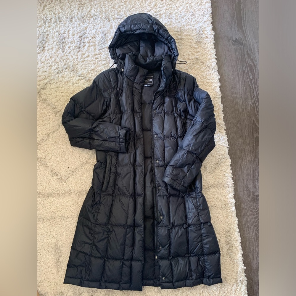 North face women’s black parka